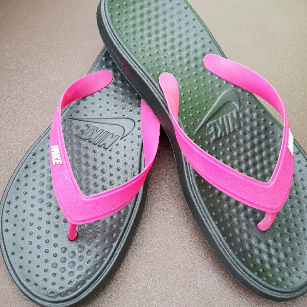 Nike Ladies Flip Flop sandals